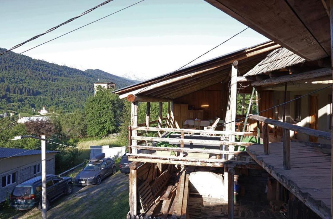 Mestialux Guesthouse Dış mekan fotoğraf