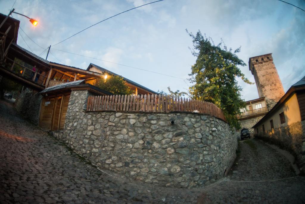Mestialux Guesthouse Dış mekan fotoğraf