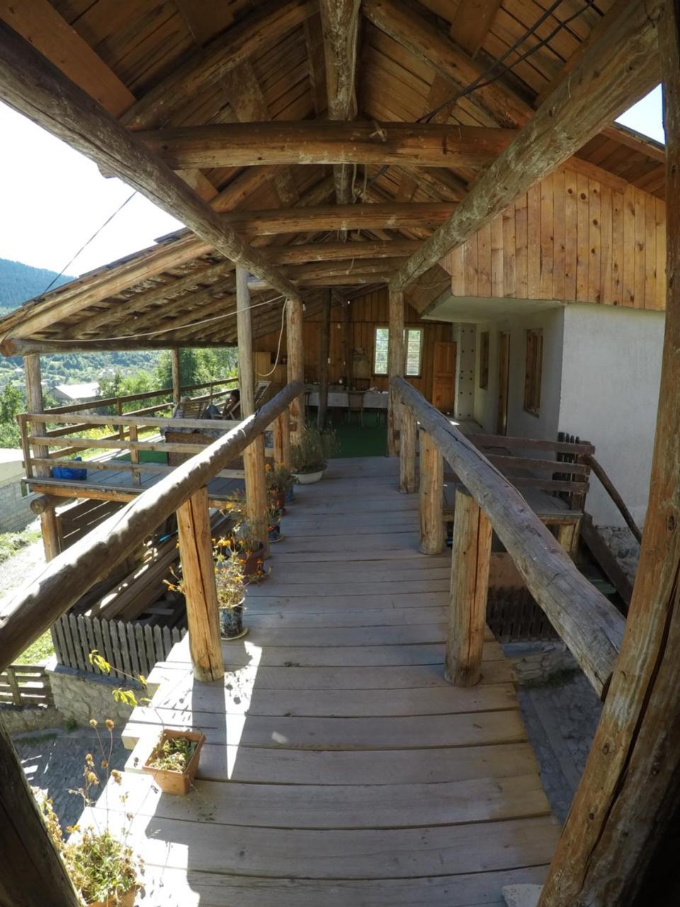 Mestialux Guesthouse Dış mekan fotoğraf