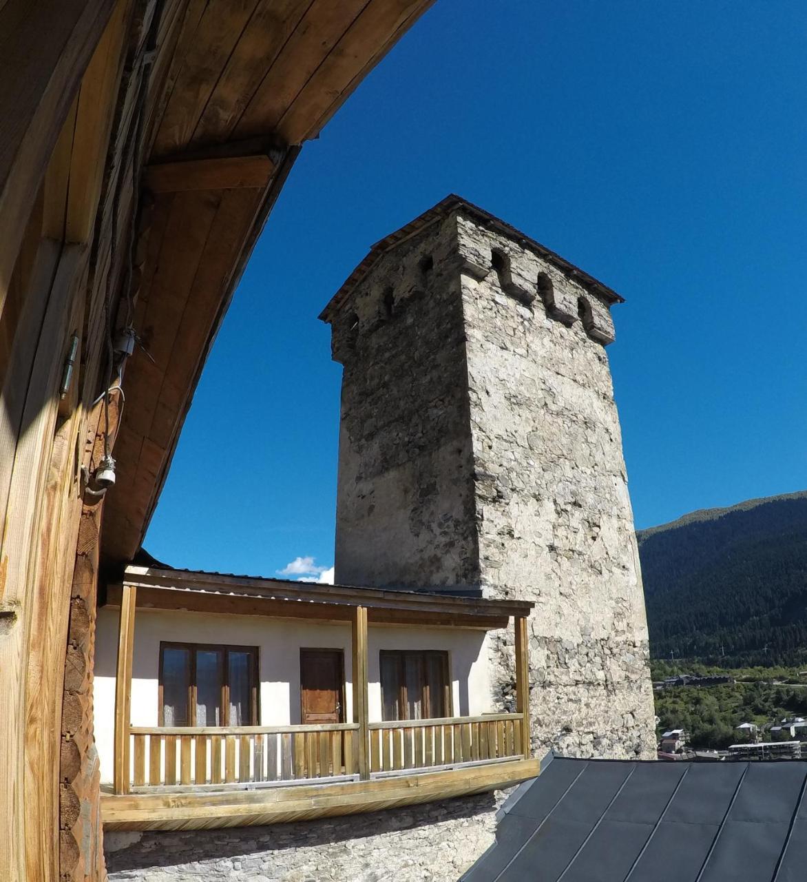 Mestialux Guesthouse Dış mekan fotoğraf