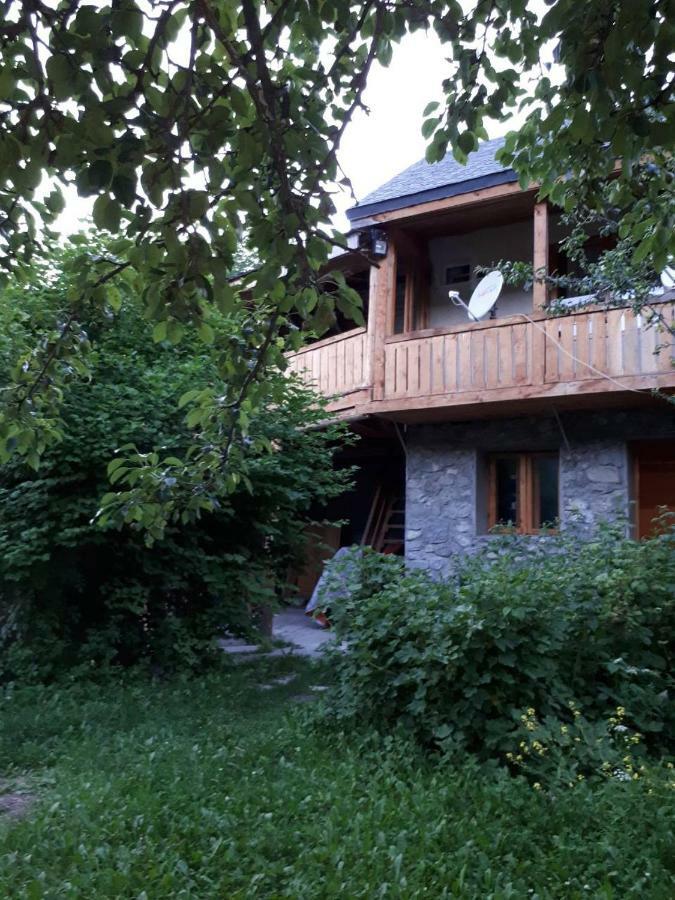 Mestialux Guesthouse Dış mekan fotoğraf