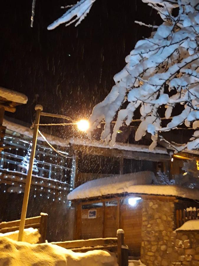 Mestialux Guesthouse Dış mekan fotoğraf